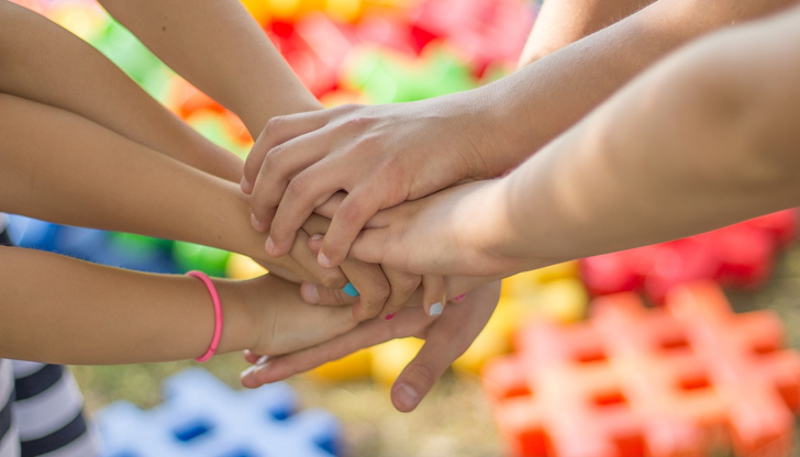 Ученици на възраст от 7 до 10 години ще се