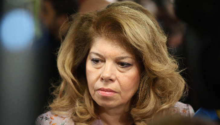 Вицепрезидентът все още не е взела решение по искането на