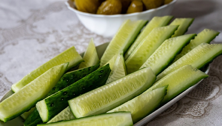 Плодът със 96% вода има антихипергликемични свойства според научни изследванияКраставиците