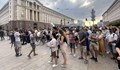 Млади лекари протестират под прозорците на властта
