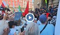 Полицай е в болница след сблъсъци на протест срещу еврото