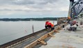 Завърши монтажът на всички корнизни панели на Дунав мост