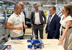 Австрийската компания стартира производство на кабели за електромобилиКметът на РусеПенчо