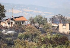 Ситуацията остава тежкаТежка остава ситуацията с пожара край село Илинденци