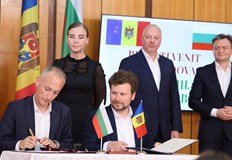 Сградата беше официално предадена на българската страна с участието на