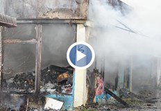 Огън пламна в Пътеките в квартал Младост Няколко сгради с магазинчета