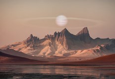 Спътникът на Сатурн може да създава клетъчни структури в ледените