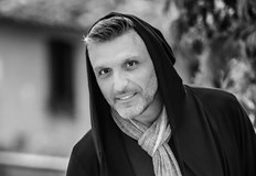 Пионерът в сватбената фотография си отиде на 4 юлиВ петък