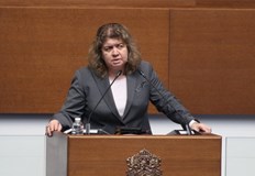 БСП отхвърли четвъртия вот на недоверие като политически театърДепутати от