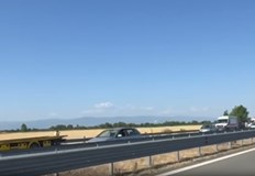 16 годишно момиче е откарано в болница за прегледТежка катастрофа отне