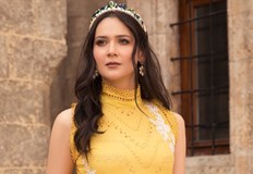 Енгин Акюрек избра Гюлсим Али за партньорка в Плодородни земи Една