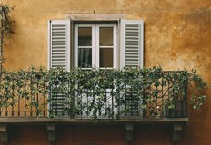 Конструктивните разлики между двете пространства имат практическо значение при ремонт