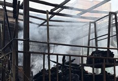 Огънят бушува над три часа в квартал Триъгълника Голям пожар е