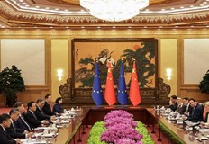 ЕС и Китай обсъждат търговския дисбаланс и бъдещето на сътрудничествотоКитайският