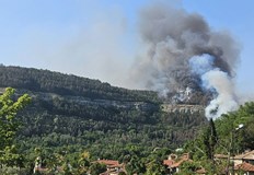 Пътят за Арбанаси е затворенСериозен пожар избухна в местността Гарга