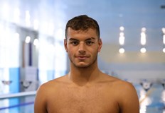 Българинът записа резултат от 3 45 28 минутиБългарският плувец Петър Мицин се