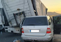 Жена е транспортирана в болница движението към София се отклонява