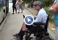 Започна проверка в Столична община заради унизително отношение на шофьориМъж