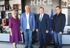 Кметът Пенчо Милков КНСБ и Федерацията на транспортните синдикати подписаха