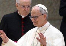 Между 500 000 и 1 милион млади богомолци пристигат в