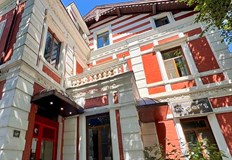 Архитектурният паметник на улица Никола Палаузов търси нови собственициЕдна от