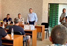 Приети са трима нови доброволци които ще преминат обучение през