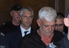 Заседанието започва в 10 00 часа за постоянния арест на кмета