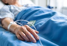 Мъжът почина от вътрешноболнична инфекция след операция в Александровска болница Изпълнителна