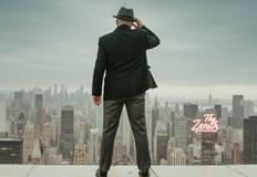 След двучасови преговори екип на специалните части убеди мъжа да