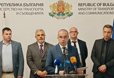 Министърът сформира кризисен щаб и заплаши с уволнения при липса