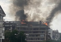Евакуирани са хора от съседна сграда булевард Иван Гешов е