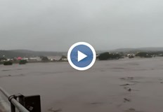 Реката Гуадалупе се покачи с 22 фута за три часа