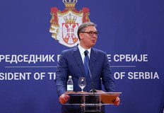 Президентът отхвърли твърденията на министър за евентуални санкции и защити