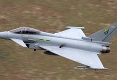 Испански пилоти и технически екипи се присъединяват към мисията на