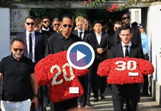 Хиляди души присъстват на погребението в Португалия играчи от Ливърпул