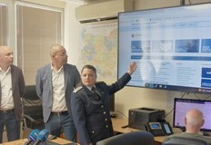 Картата визуализира данни в реално време и позволява анализи по