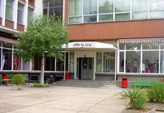 Легендарната шивашка компания прекрати дейността си от 1 юли заради