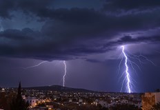 Лошото време може да засегне и България с валежи и