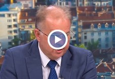 КЗК проверява рафинерията в Бургас за изкривяване на пазара на