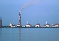 Централата разчита на дизелови генератори за поддържане на охладителните системиВсички