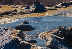 Кални вулкани в обектива на на румънския фотограф и режисьор