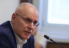 Управителят на БНБ публикува академична статия за структурната волатилност в