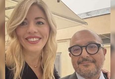 Бившата партньорка на Дженаро Санджулиано го унижавала следяла и дори