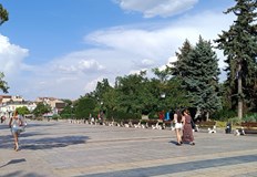 Въпреки горещините няма постъпили сигнали за почувствали се зле от