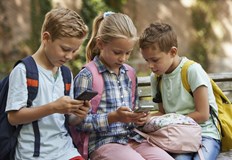 Три проекта предвиждат използване на изкуствен интелект и забрана на