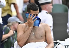 Сърбинът взе медицински таймаут но се възстанови за победа в