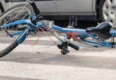 19 годишен шофьор не спазил предимството и ударил 71 годишен колоездачПътнотранспортно произшествие