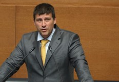 С удоволствие бихме напуснали политиката при нормални условия за животПредседателят