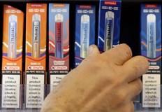 Ново изследване показа неочаквани ефекти дори при електронни цигари без