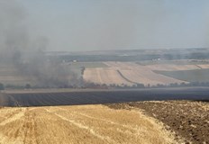 Продължава гасенето в отделни участъциПожарът който избухна преди обед на